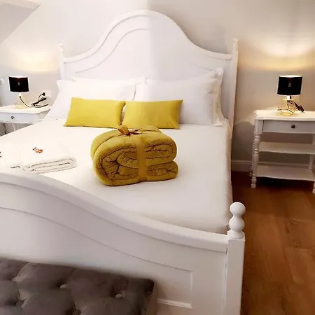 Canal Vena Apartsuite House *