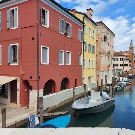 Canal Vena Apartsuite House * Chioggia